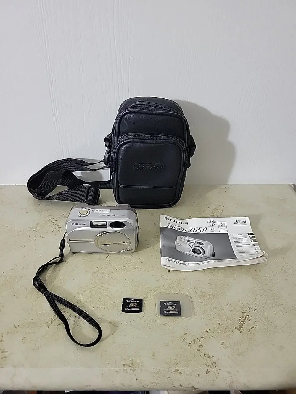 Fujifilm FinePix 2650 Digital Camera 2.0MP Tested And Works 2 SD Cards